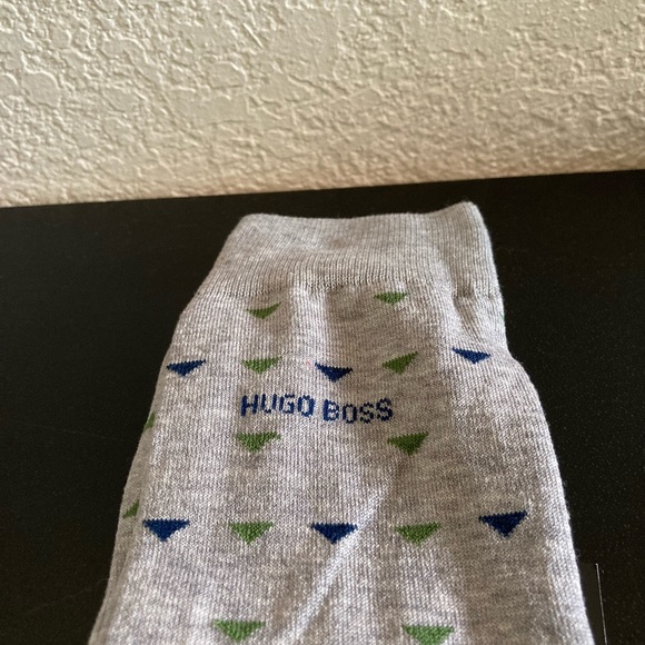 20 PAIRS 🔥HOST PICK NEW 20 PAIRS OF MENS ITALIAN HUGO BOSS SOCKS GRAY SZ 7-13 - Picture 6 of 8